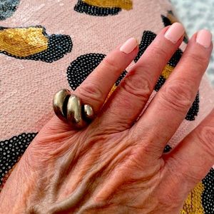 Sterling silver very chunky ring